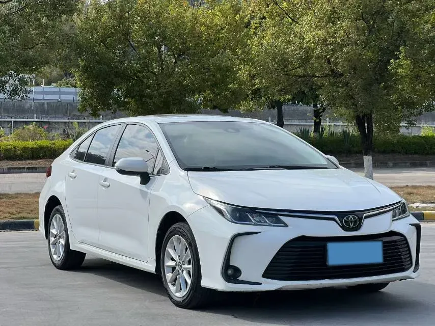 2021 Toyota Corolla 1.2T 116HP L4 CVT,autocango,china used car exporter,china ev exporter,chinese used car exporter,chinese used ev exporter