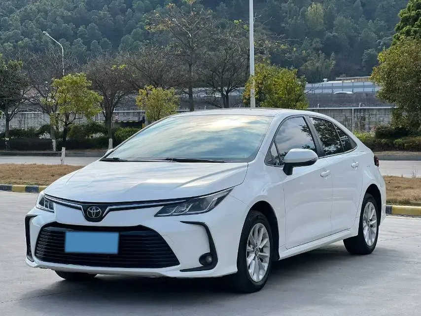 2021 Toyota Corolla 1.2T 116HP L4 CVT,autocango,china used car exporter,china ev exporter,chinese used car exporter,chinese used ev exporter