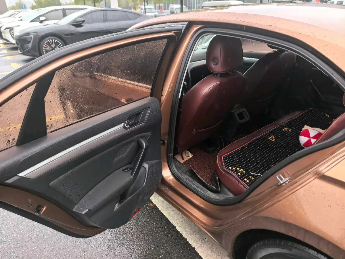 2018 Volkswagen Lamando 1.4T 131HP L4 7DCT,autocango,china used car exporter,china ev exporter,chinese used car exporter,chinese used ev exporter