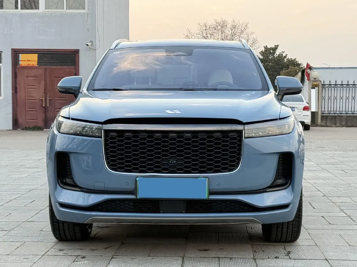 2021 Li ONE Range Extended 131HP REEV 40.5KWH,autocango,china used car exporter,china ev exporter,chinese used car exporter,chinese used ev exporter