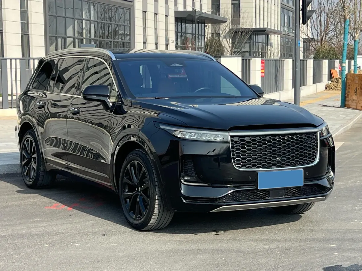 2021 Li ONE Range Extended 131HP REEV 40.5KWH,autocango,china used car exporter,china ev exporter,chinese used car exporter,chinese used ev exporter