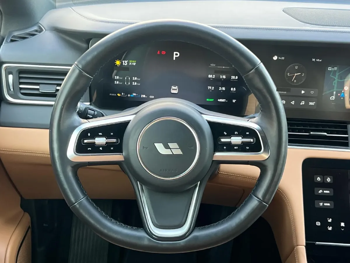 2021 Li ONE Range Extended 131HP REEV 40.5KWH,autocango,china used car exporter,china ev exporter,chinese used car exporter,chinese used ev exporter