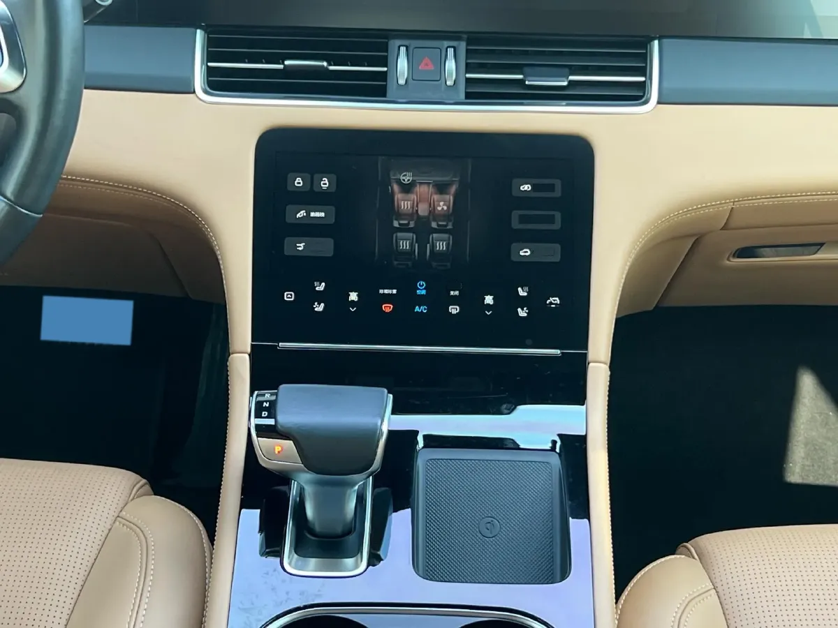 2021 Li ONE Range Extended 131HP REEV 40.5KWH,autocango,china used car exporter,china ev exporter,chinese used car exporter,chinese used ev exporter