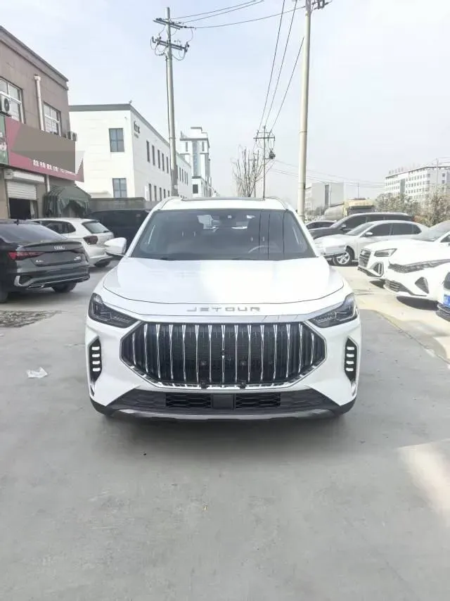 2023 ChangAn Oshan X7 Plus 1.5T 188HP L4 7DCT,autocango,china used car exporter,china ev exporter,chinese used car exporter,chinese used ev exporter