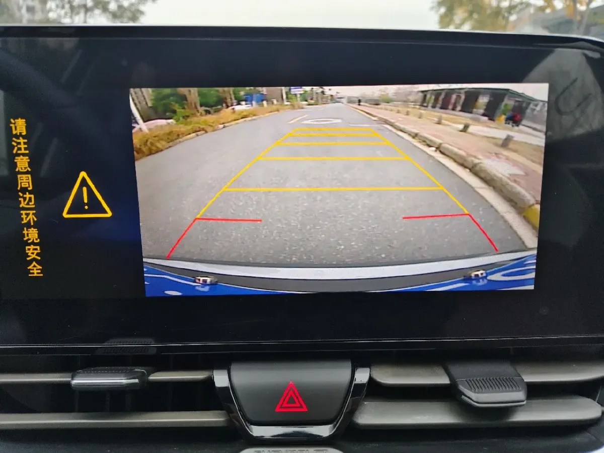 2023 Chevrolet Monza 1.5L 113HP L4 6DCT,autocango,china used car exporter,china ev exporter,chinese used car exporter,chinese used ev exporter