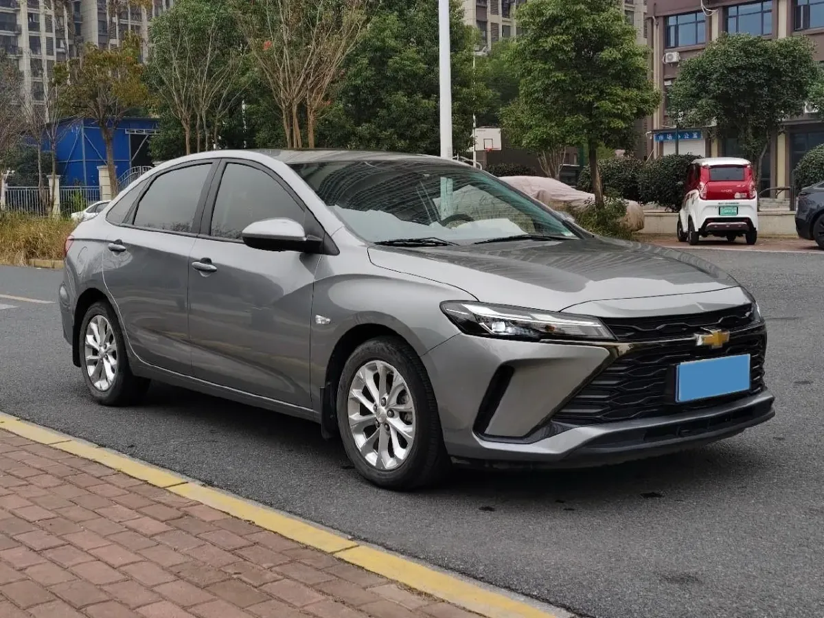 2023 Chevrolet Monza 1.5L 113HP L4 6DCT,autocango,china used car exporter,china ev exporter,chinese used car exporter,chinese used ev exporter
