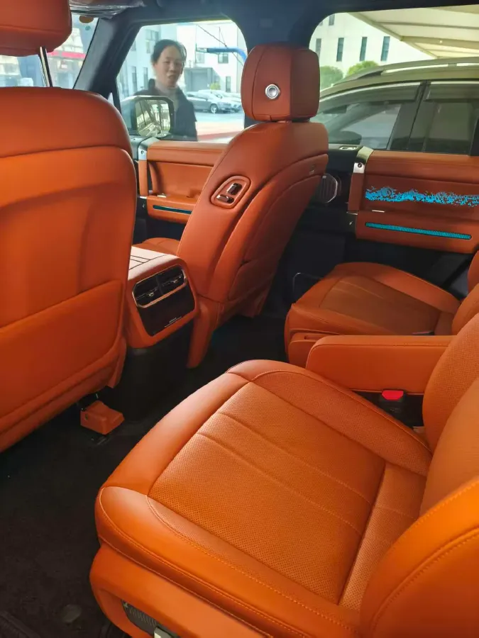 2025 Jetour Zongheng G700 2.0T 211HP L4 2DHT PHEV,autocango,china used car exporter,china ev exporter,chinese used car exporter,chinese used ev exporter