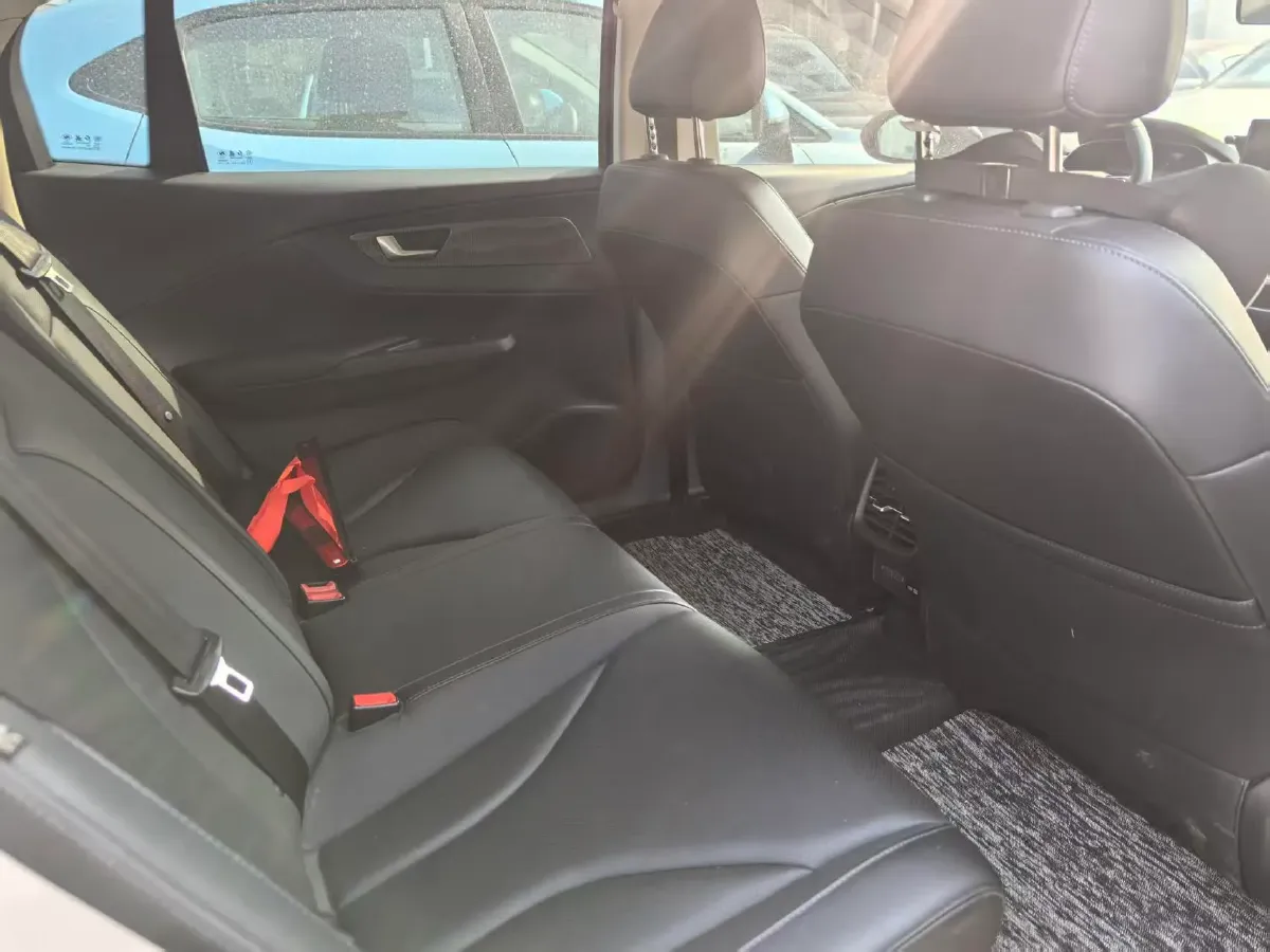 2022 HongQi E-QM5 BEV 54KWH,autocango,china used car exporter,china ev exporter,chinese used car exporter,chinese used ev exporter