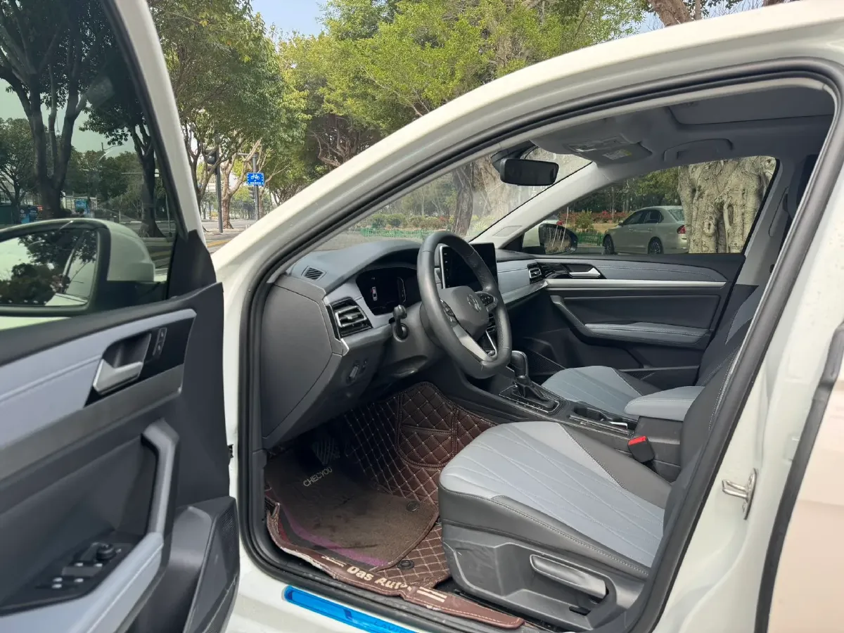 2023 Volkswagen Lavida 1.5L 113HP L4 6AT,autocango,china used car exporter,china ev exporter,chinese used car exporter,chinese used ev exporter