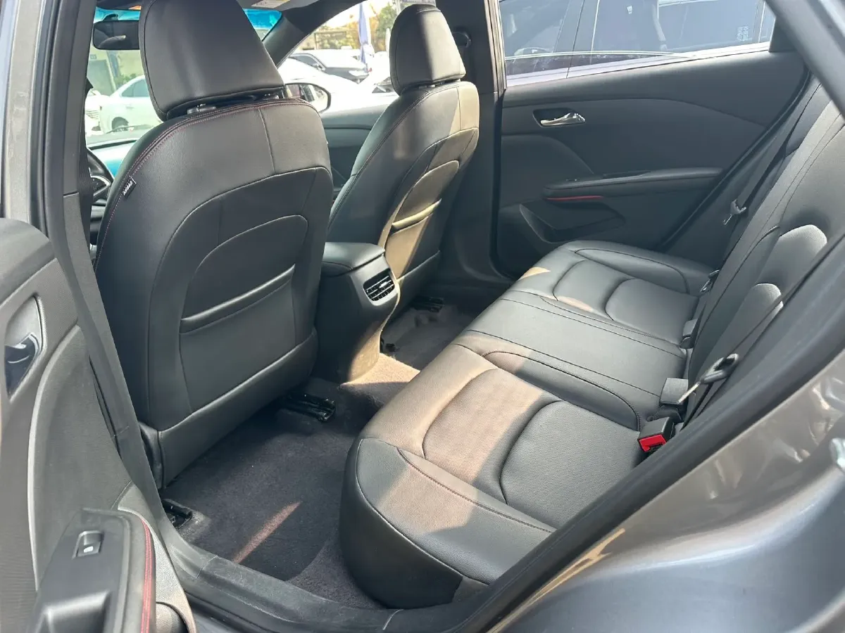 2020 Chevrolet Monza 1.3T 163HP L3 6AT,autocango,china used car exporter,china ev exporter,chinese used car exporter,chinese used ev exporter