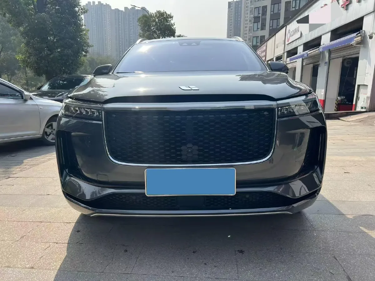 2020 Li ONE Range Extended 131HP REEV 40.5KWH,autocango,china used car exporter,china ev exporter,chinese used car exporter,chinese used ev exporter