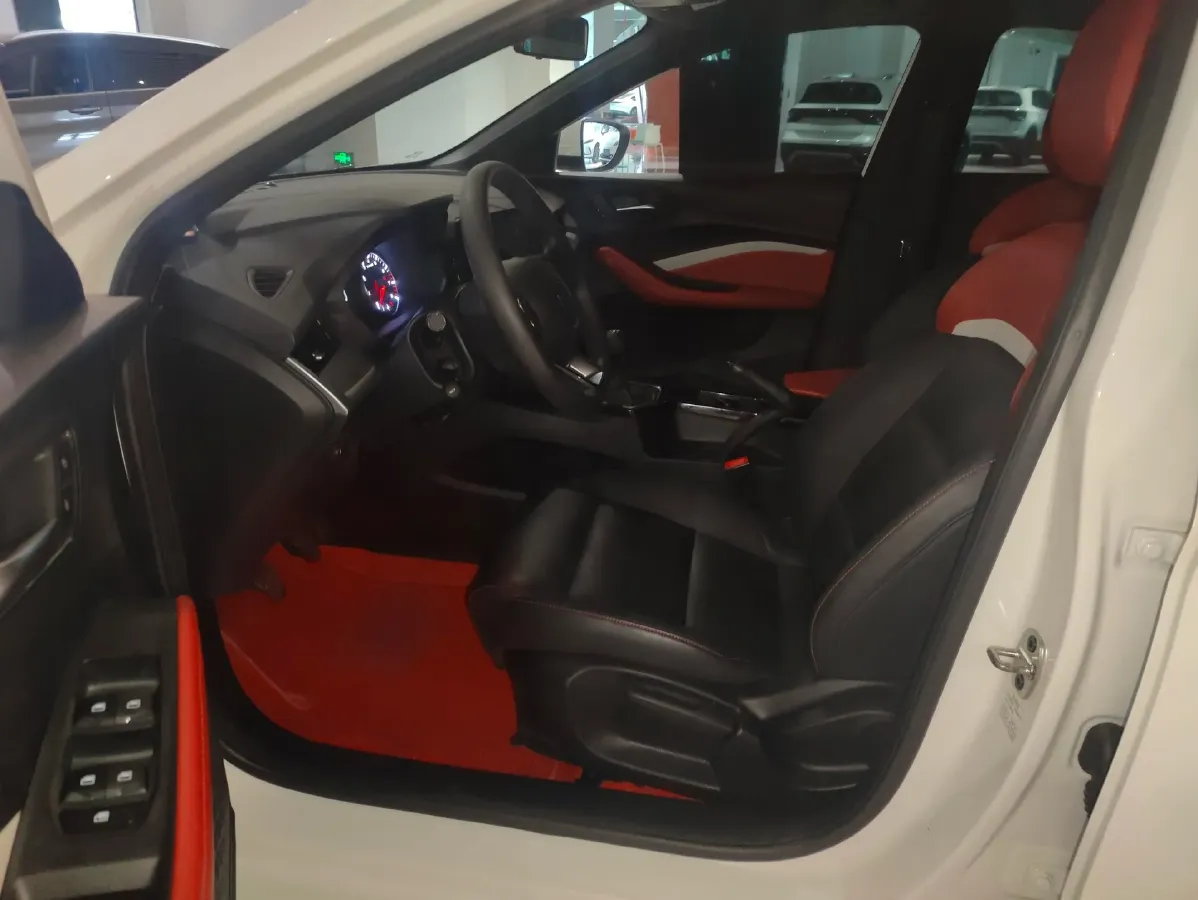 2023 MG 5 1.5L 129HP L4 5MT,autocango,china used car exporter,china ev exporter,chinese used car exporter,chinese used ev exporter