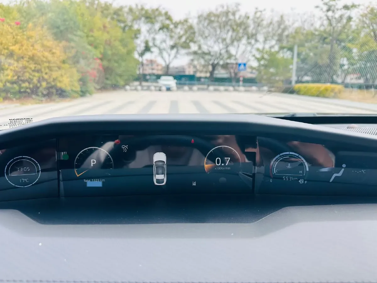 2024 ChangAn UNI-V 1.5T 188HP L4 7DCT,autocango,china used car exporter,china ev exporter,chinese used car exporter,chinese used ev exporter