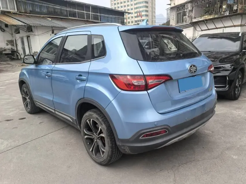 2017 FAW Senia R7 1.6L 116HP L4 6AT,autocango,china used car exporter,china ev exporter,chinese used car exporter,chinese used ev exporter