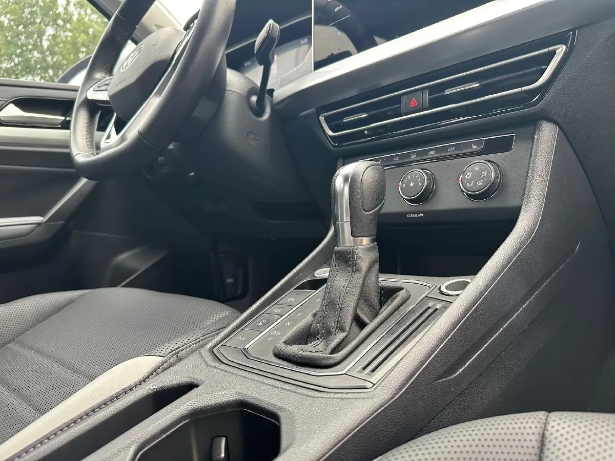 2023 Volkswagen Lavida 1.4T 150HP L4 7DCT,autocango,china used car exporter,china ev exporter,chinese used car exporter,chinese used ev exporter