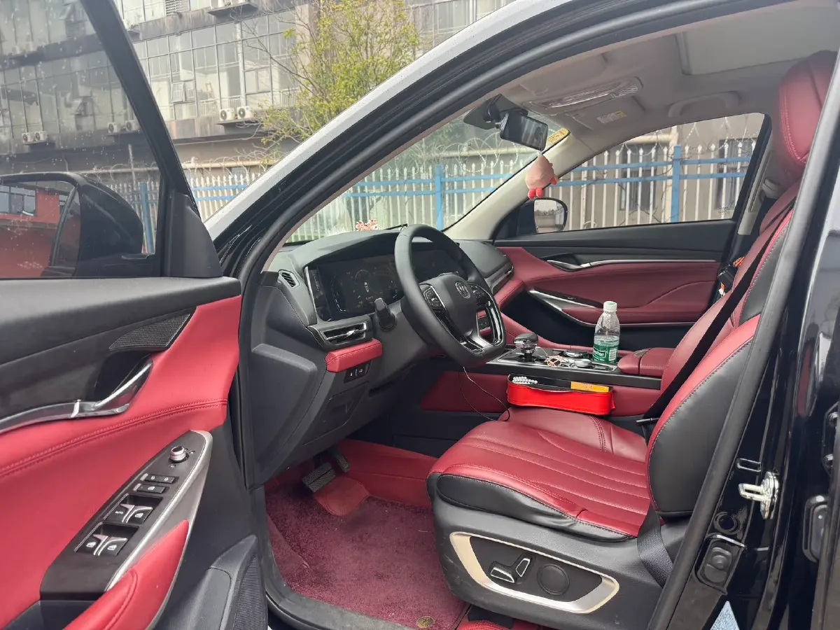 2020 ChangAn CS75 Plus 1.5T 178HP L4 6AT,autocango,china used car exporter,china ev exporter,chinese used car exporter,chinese used ev exporter