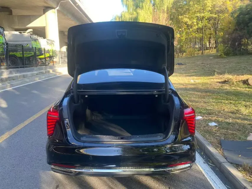 2024 HongQi H5 1.5T 169HP L4 7DCT,autocango,china used car exporter,china ev exporter,chinese used car exporter,chinese used ev exporter