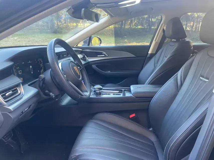 2024 HongQi H5 1.5T 169HP L4 7DCT,autocango,china used car exporter,china ev exporter,chinese used car exporter,chinese used ev exporter