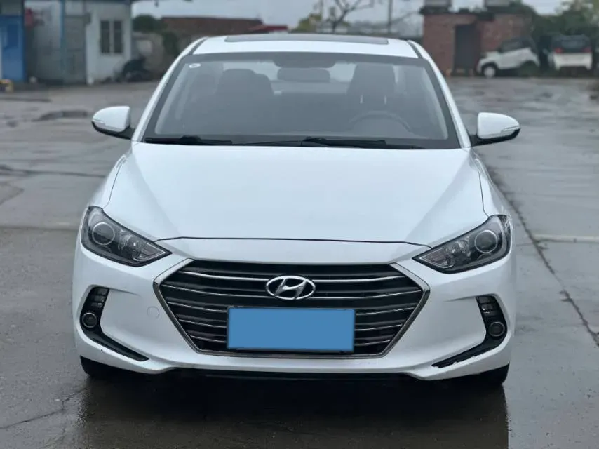 2016 Hyundai Elantra 1.6L 130HP L4 6AT,autocango,china used car exporter,china ev exporter,chinese used car exporter,chinese used ev exporter