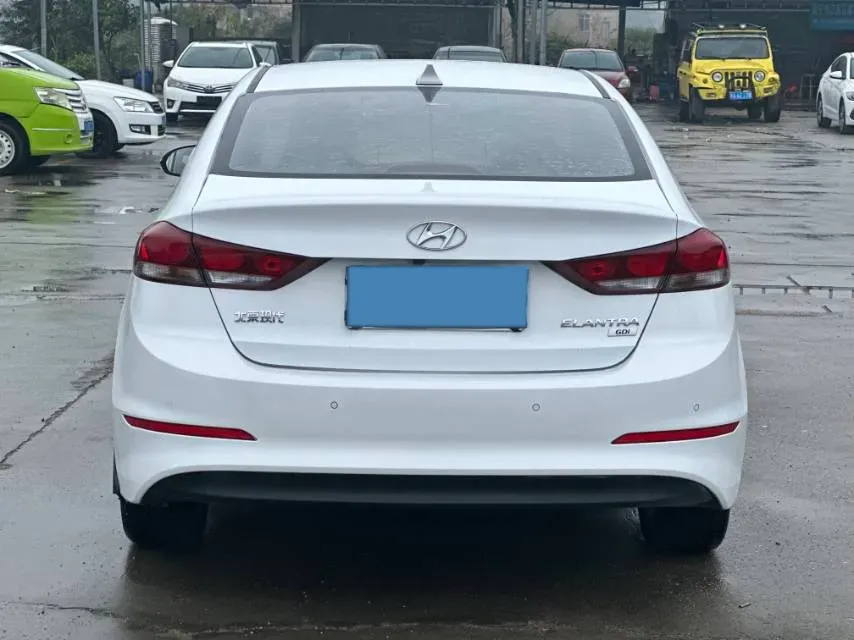 2016 Hyundai Elantra 1.6L 130HP L4 6AT,autocango,china used car exporter,china ev exporter,chinese used car exporter,chinese used ev exporter