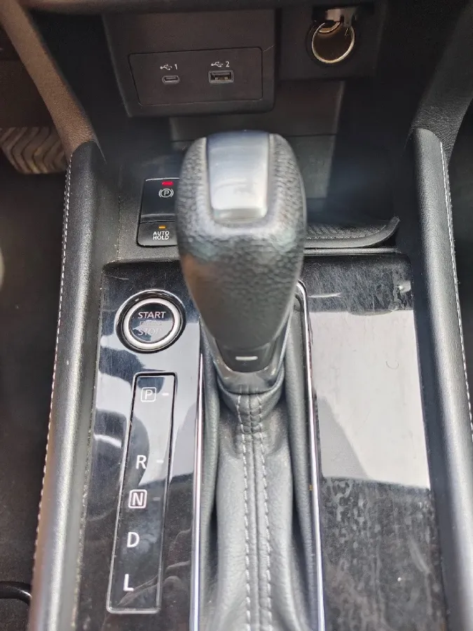 2022 Nissan Kicks 1.5L 122HP L4 CVT,autocango,china used car exporter,china ev exporter,chinese used car exporter,chinese used ev exporter