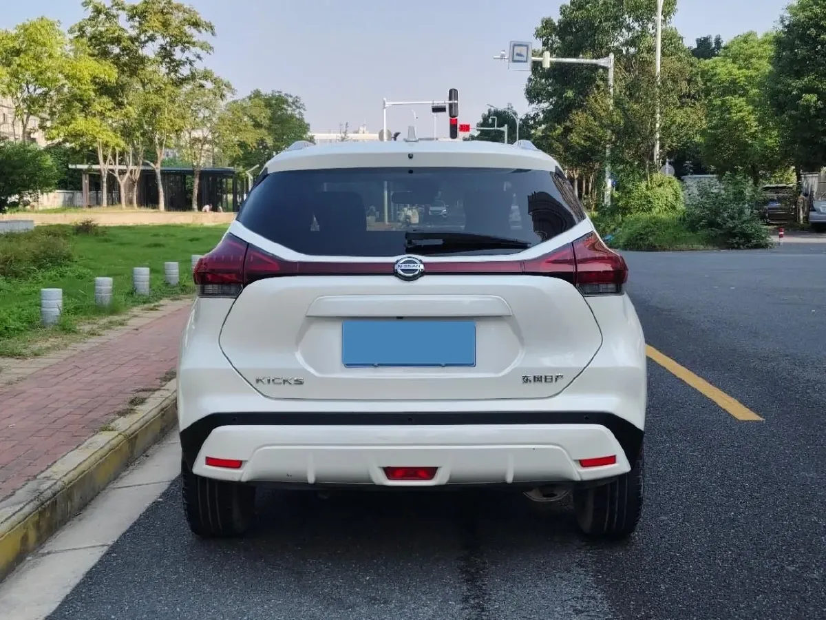 2022 Nissan Kicks 1.5L 122HP L4 CVT,autocango,china used car exporter,china ev exporter,chinese used car exporter,chinese used ev exporter