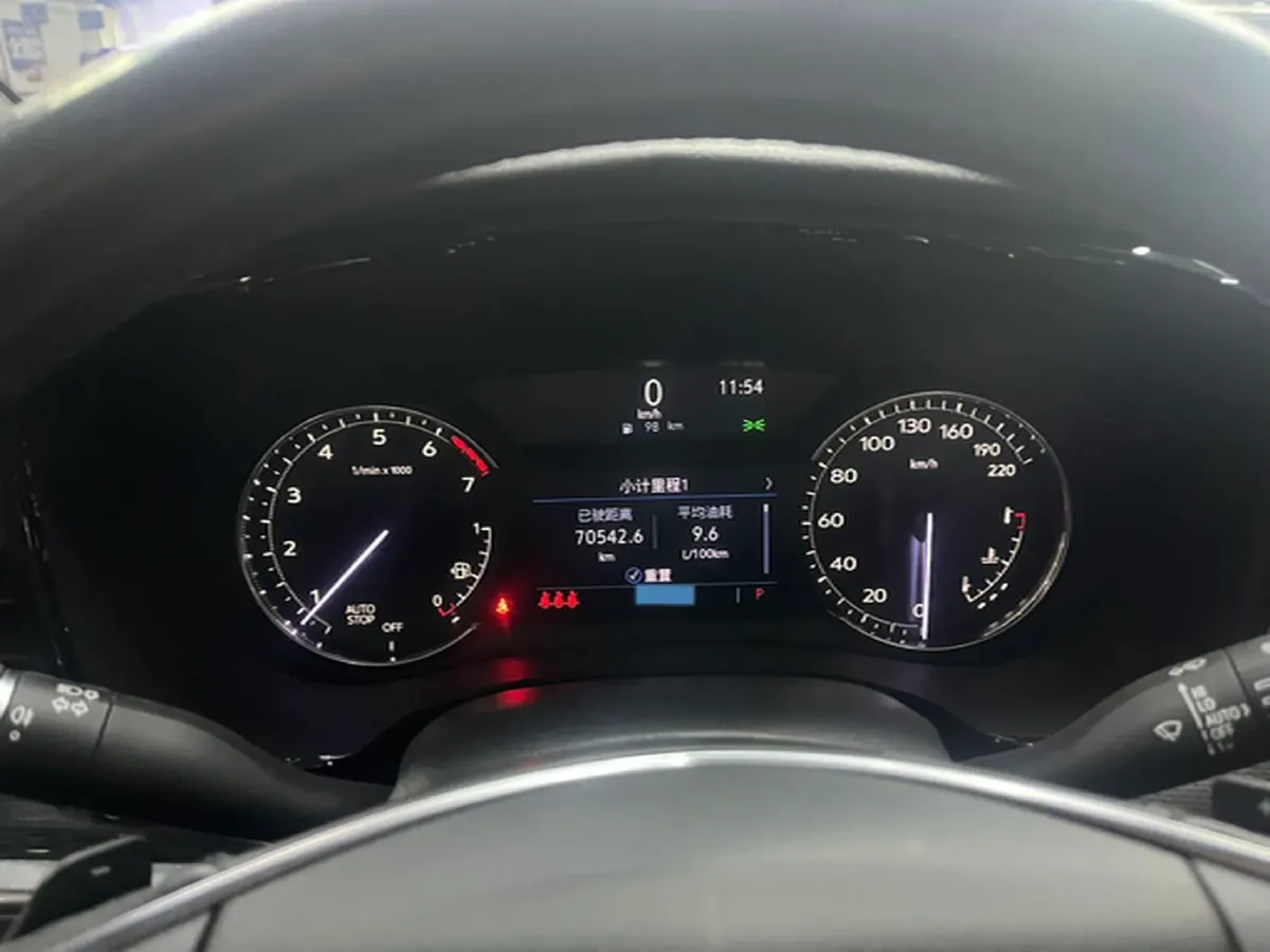 2021 Cadillac XT5 2.0T 237HP L4 9AT,autocango,china used car exporter,china ev exporter,chinese used car exporter,chinese used ev exporter