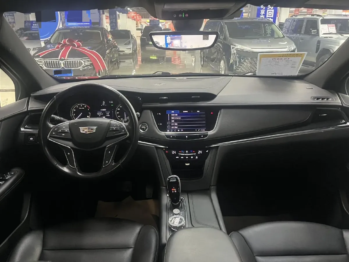 2021 Cadillac XT5 2.0T 237HP L4 9AT,autocango,china used car exporter,china ev exporter,chinese used car exporter,chinese used ev exporter