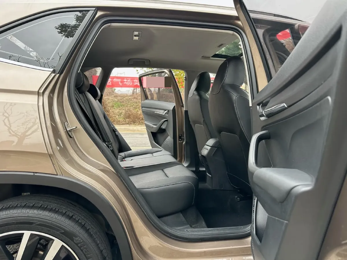 2021 Skoda Kamiq 1.5L 112HP L4 6AT,autocango,china used car exporter,china ev exporter,chinese used car exporter,chinese used ev exporter