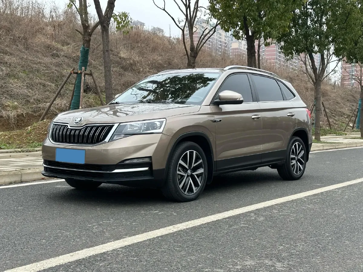 2021 Skoda Kamiq 1.5L 112HP L4 6AT,autocango,china used car exporter,china ev exporter,chinese used car exporter,chinese used ev exporter