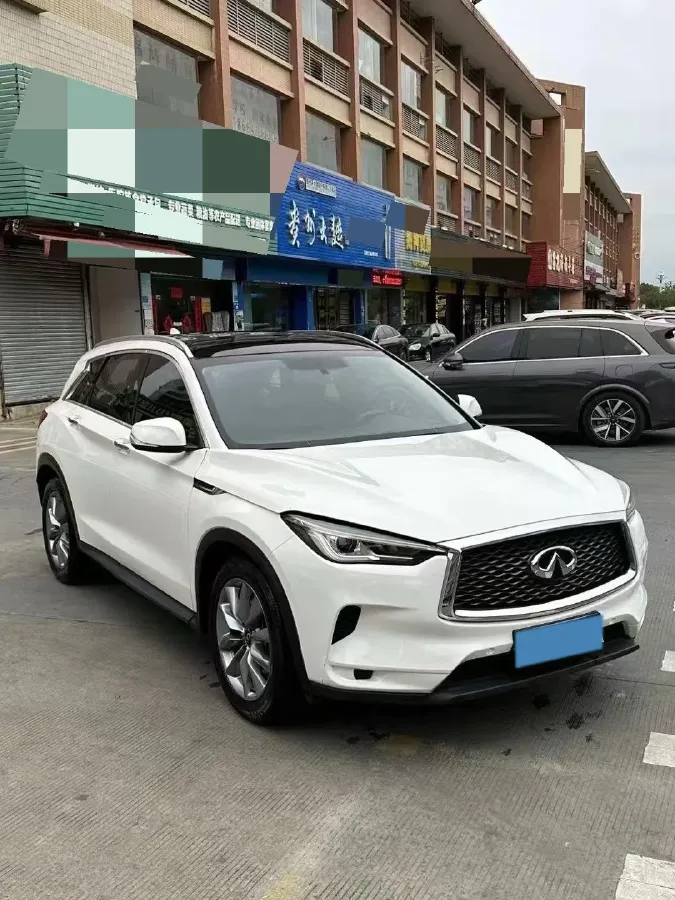 2018 Infiniti QX30 2.0T 211HP L4 7DCT,autocango,china used car exporter,china ev exporter,chinese used car exporter,chinese used ev exporter