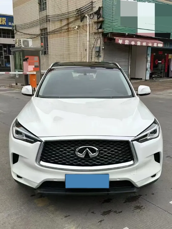 2018 Infiniti QX30 2.0T 211HP L4 7DCT,autocango,china used car exporter,china ev exporter,chinese used car exporter,chinese used ev exporter