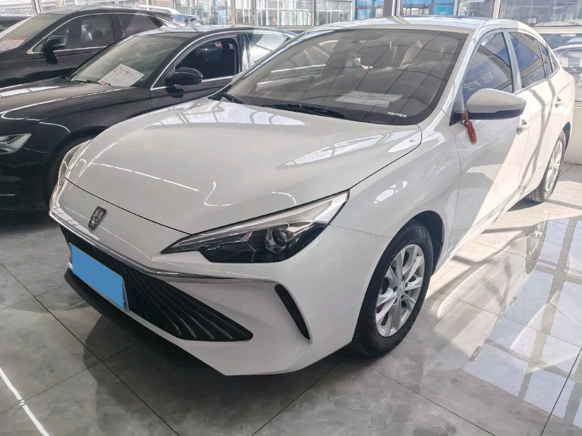 2023 Roewe i5 1.5L 129HP L4 CVT,autocango,china used car exporter,china ev exporter,chinese used car exporter,chinese used ev exporter