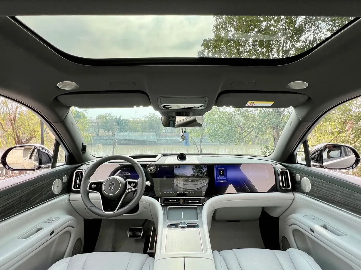 2024 AITO AITO M9 1.5T 152HP L4 REEV 42KWH,autocango,china used car exporter,china ev exporter,chinese used car exporter,chinese used ev exporter