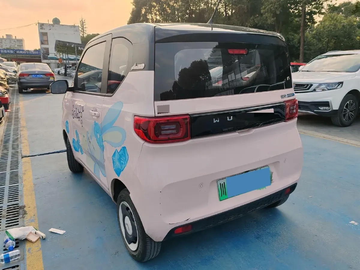 2020 WuLing HongGuang MINI EV BEV 9.3KWH,autocango,china used car exporter,china ev exporter,chinese used car exporter,chinese used ev exporter