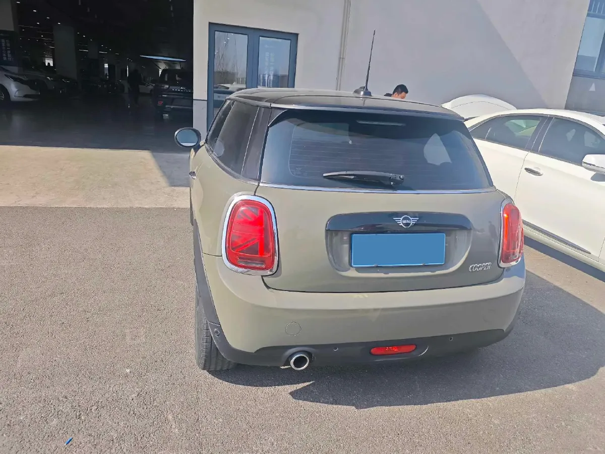 2021 MINI MINI 1.5T 136HP L3 7DCT,autocango,china used car exporter,china ev exporter,chinese used car exporter,chinese used ev exporter