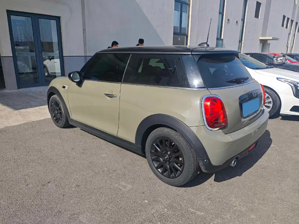 2021 MINI MINI 1.5T 136HP L3 7DCT,autocango,china used car exporter,china ev exporter,chinese used car exporter,chinese used ev exporter