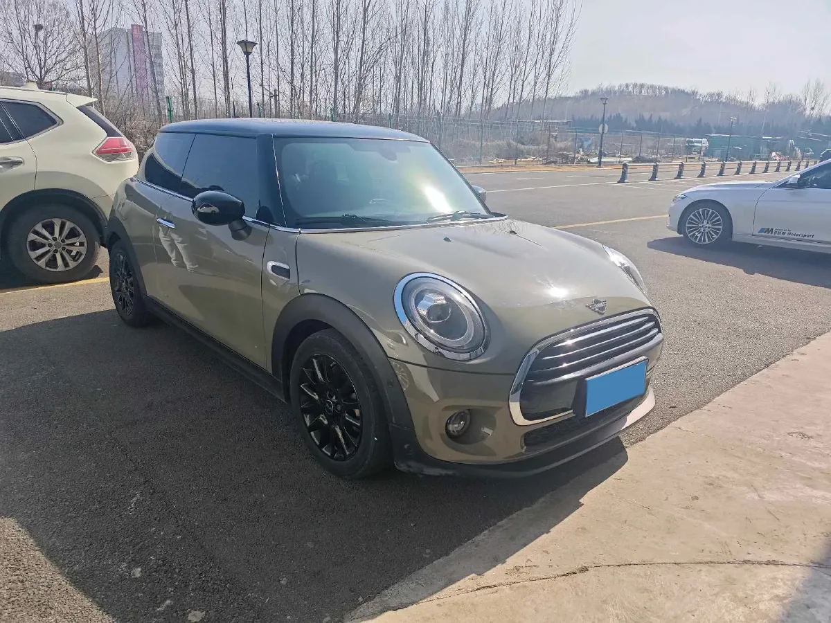 2021 MINI MINI 1.5T 136HP L3 7DCT,autocango,china used car exporter,china ev exporter,chinese used car exporter,chinese used ev exporter