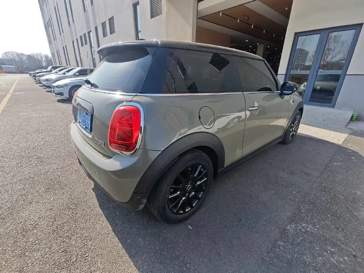 2021 MINI MINI 1.5T 136HP L3 7DCT,autocango,china used car exporter,china ev exporter,chinese used car exporter,chinese used ev exporter