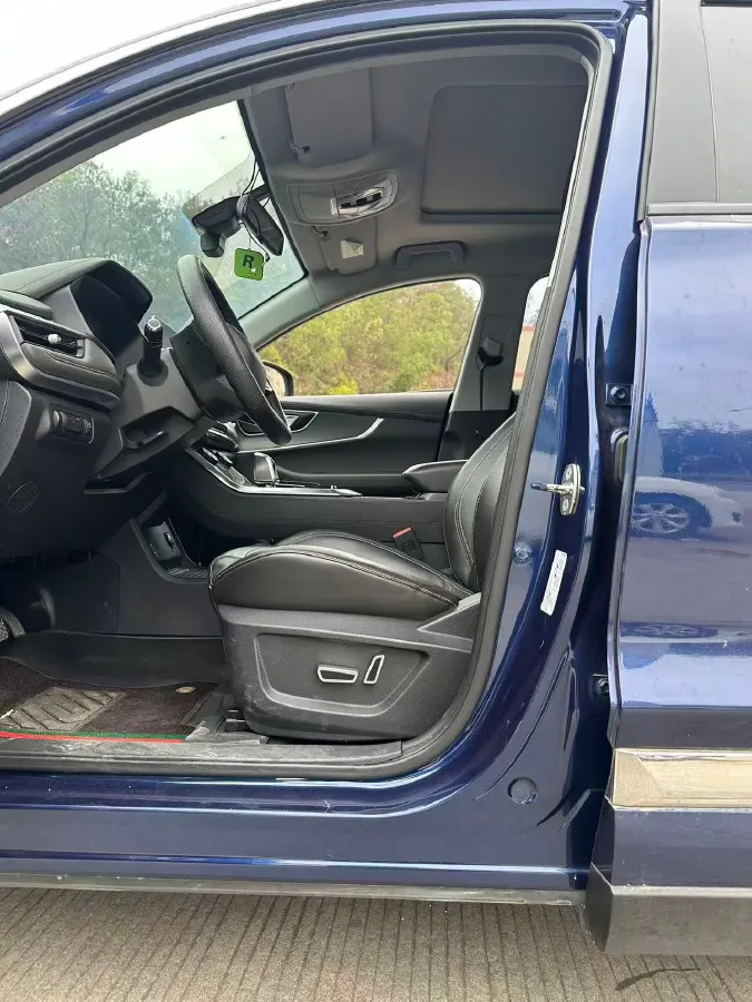 2019 Chery Tiggo 8 1.6T 197HP L4 7DCT,autocango,china used car exporter,china ev exporter,chinese used car exporter,chinese used ev exporter