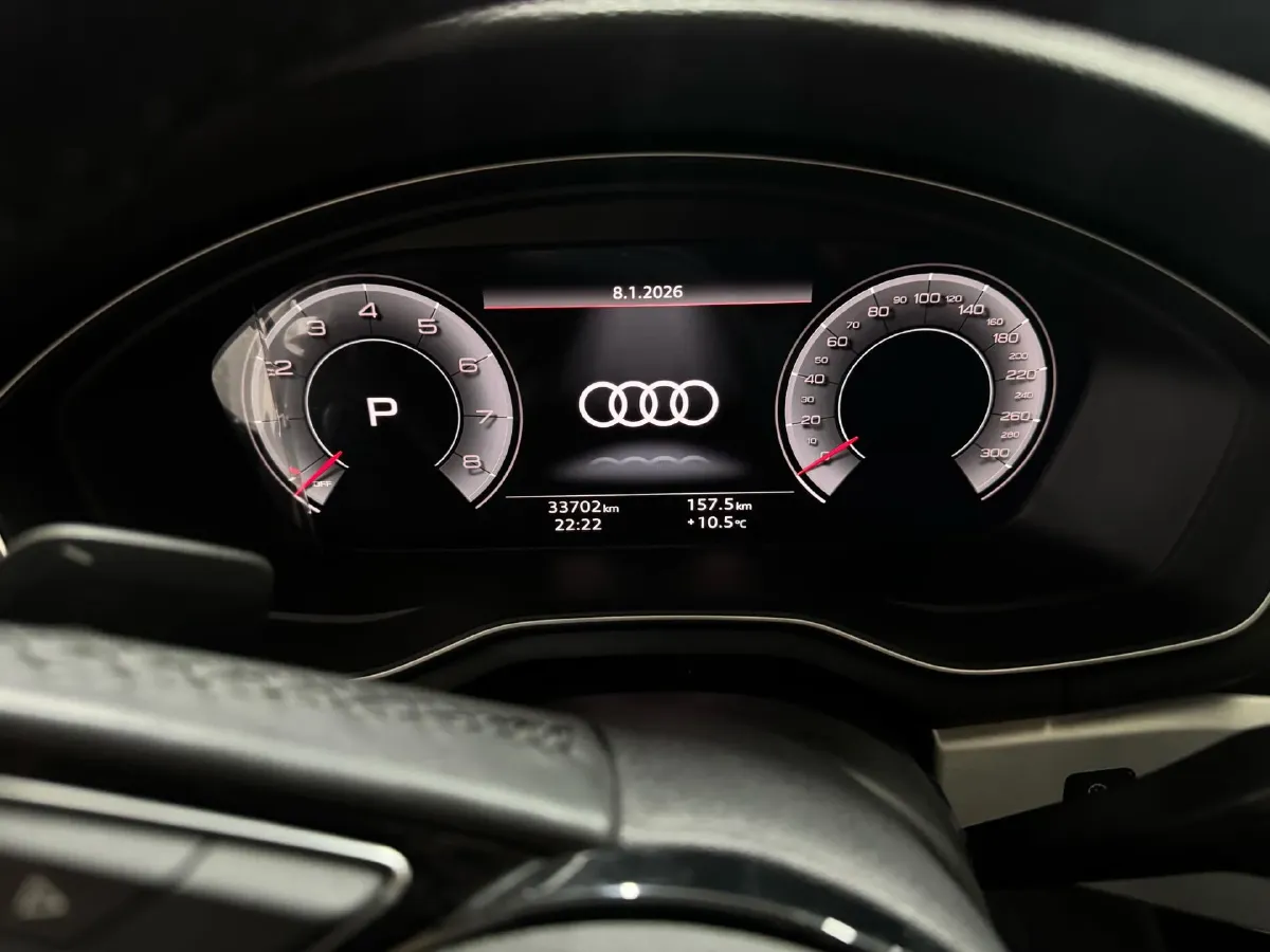 2022 Audi A4L 2.0T 190HP L4 7DCT,autocango,china used car exporter,china ev exporter,chinese used car exporter,chinese used ev exporter