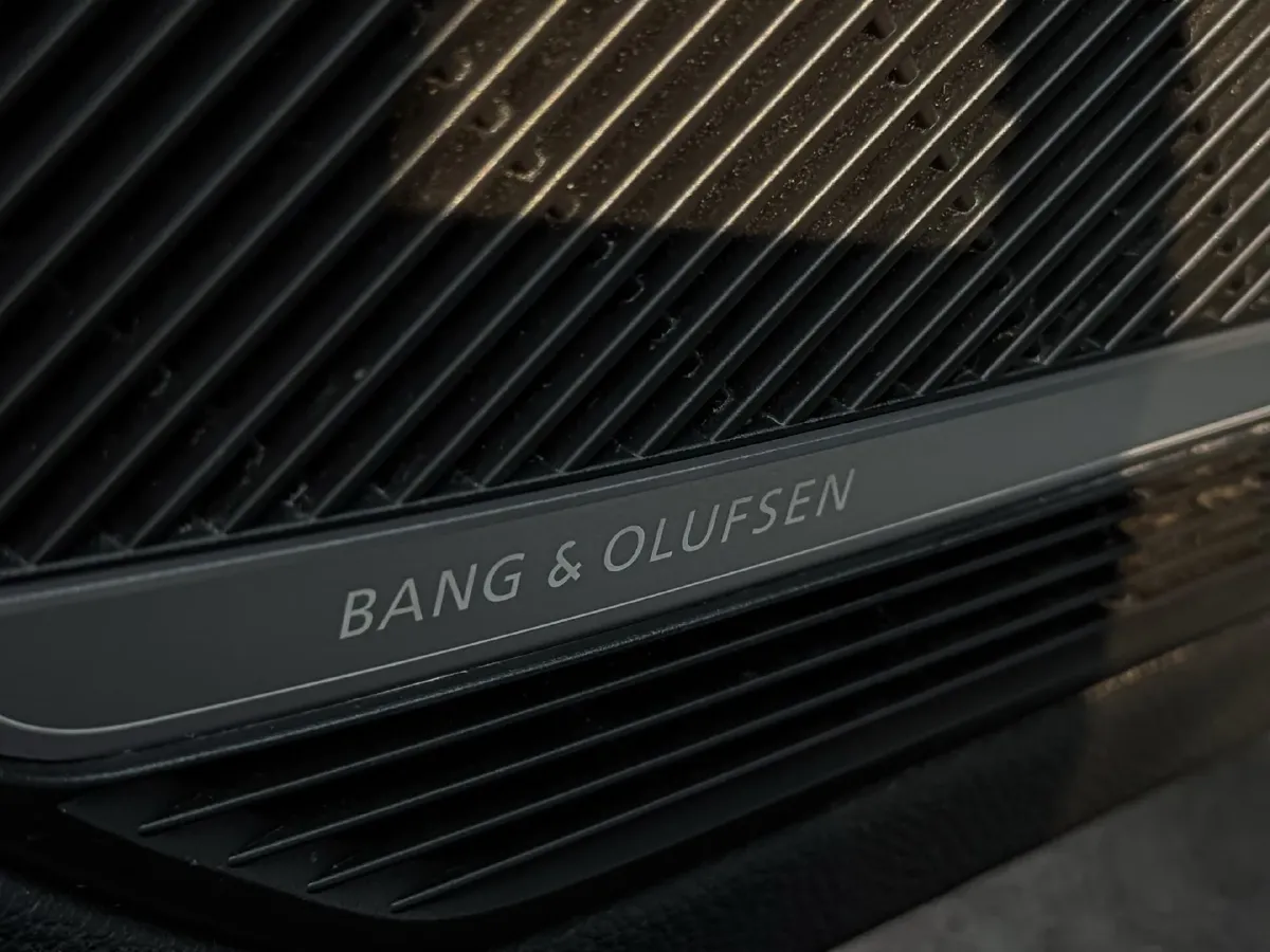 2022 Audi A4L 2.0T 190HP L4 7DCT,autocango,china used car exporter,china ev exporter,chinese used car exporter,chinese used ev exporter