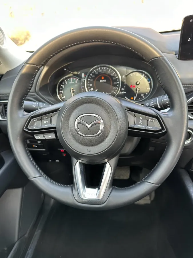 2022 MAXUS XinTu V90 2.0T 150HP L4 6AT,autocango,china used car exporter,china ev exporter,chinese used car exporter,chinese used ev exporter