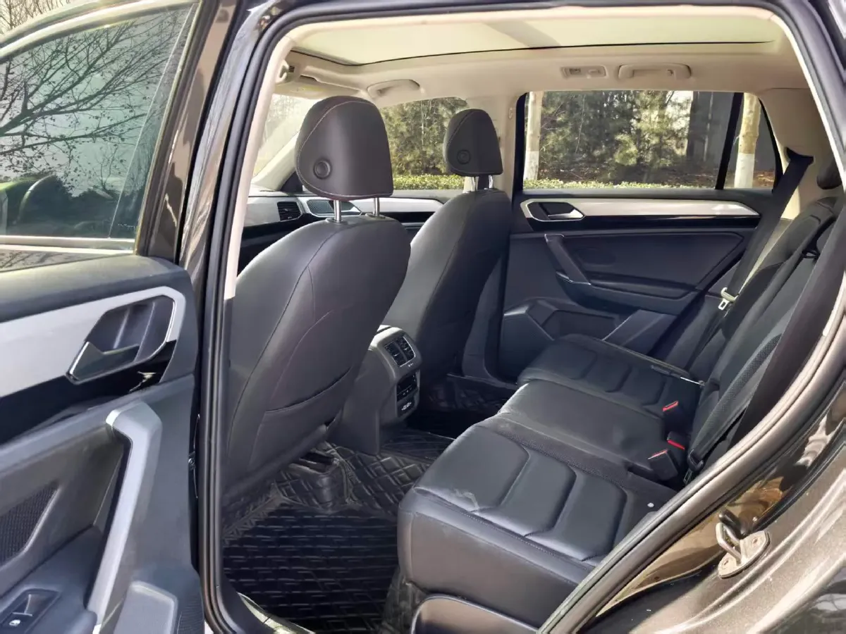 2021 Volkswagen Tayron 2.0T 186HP L4 7DCT,autocango,china used car exporter,china ev exporter,chinese used car exporter,chinese used ev exporter