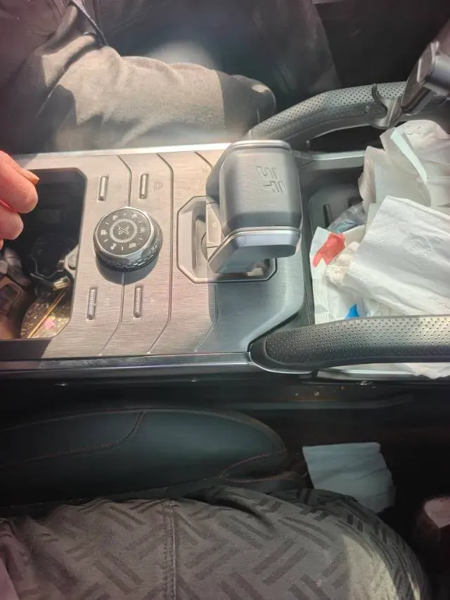 2023 Jetour Traveller 2.0T 254HP L4 8AT,autocango,china used car exporter,china ev exporter,chinese used car exporter,chinese used ev exporter