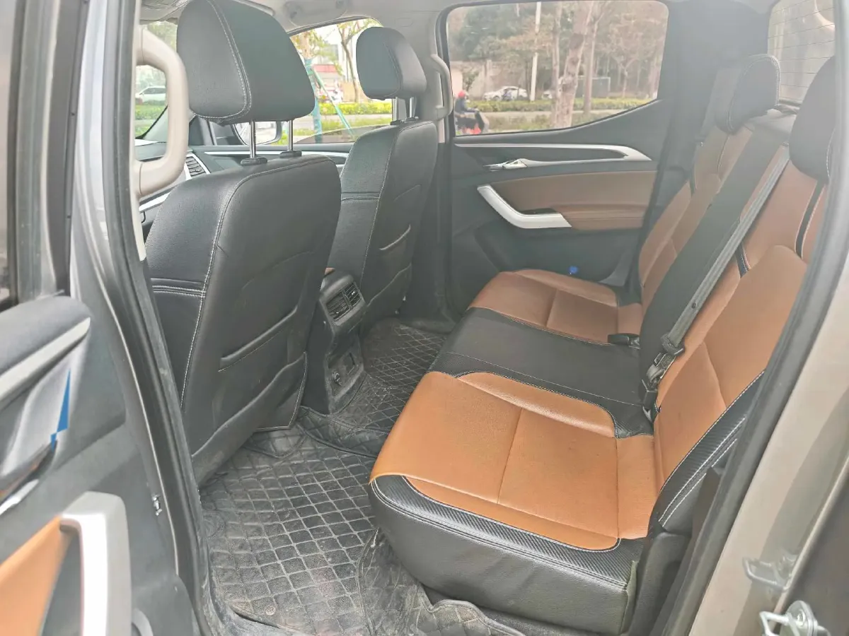 2022 MAXUS T70 2.0T 163HP L4 6AT,autocango,china used car exporter,china ev exporter,chinese used car exporter,chinese used ev exporter