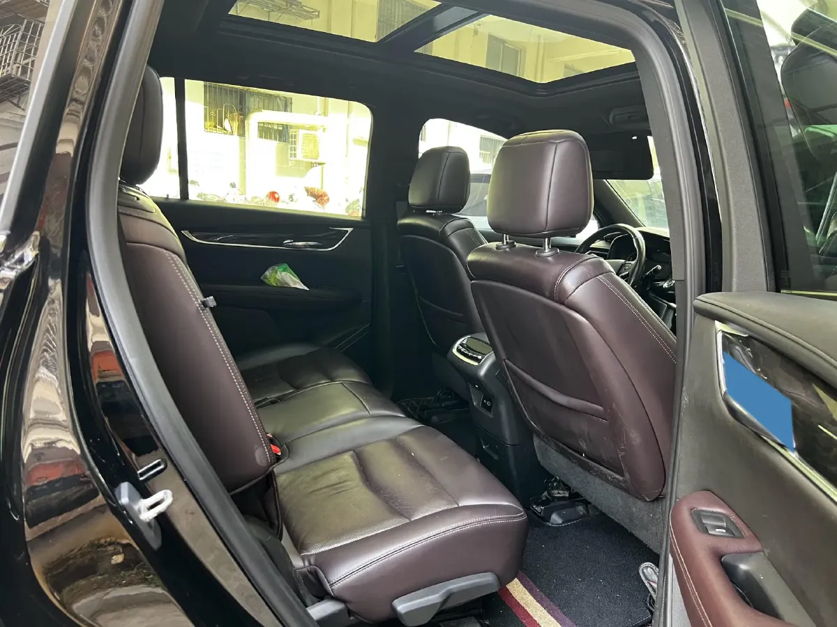 2021 Cadillac XT6 2.0T 237HP L4 9AT,autocango,china used car exporter,china ev exporter,chinese used car exporter,chinese used ev exporter