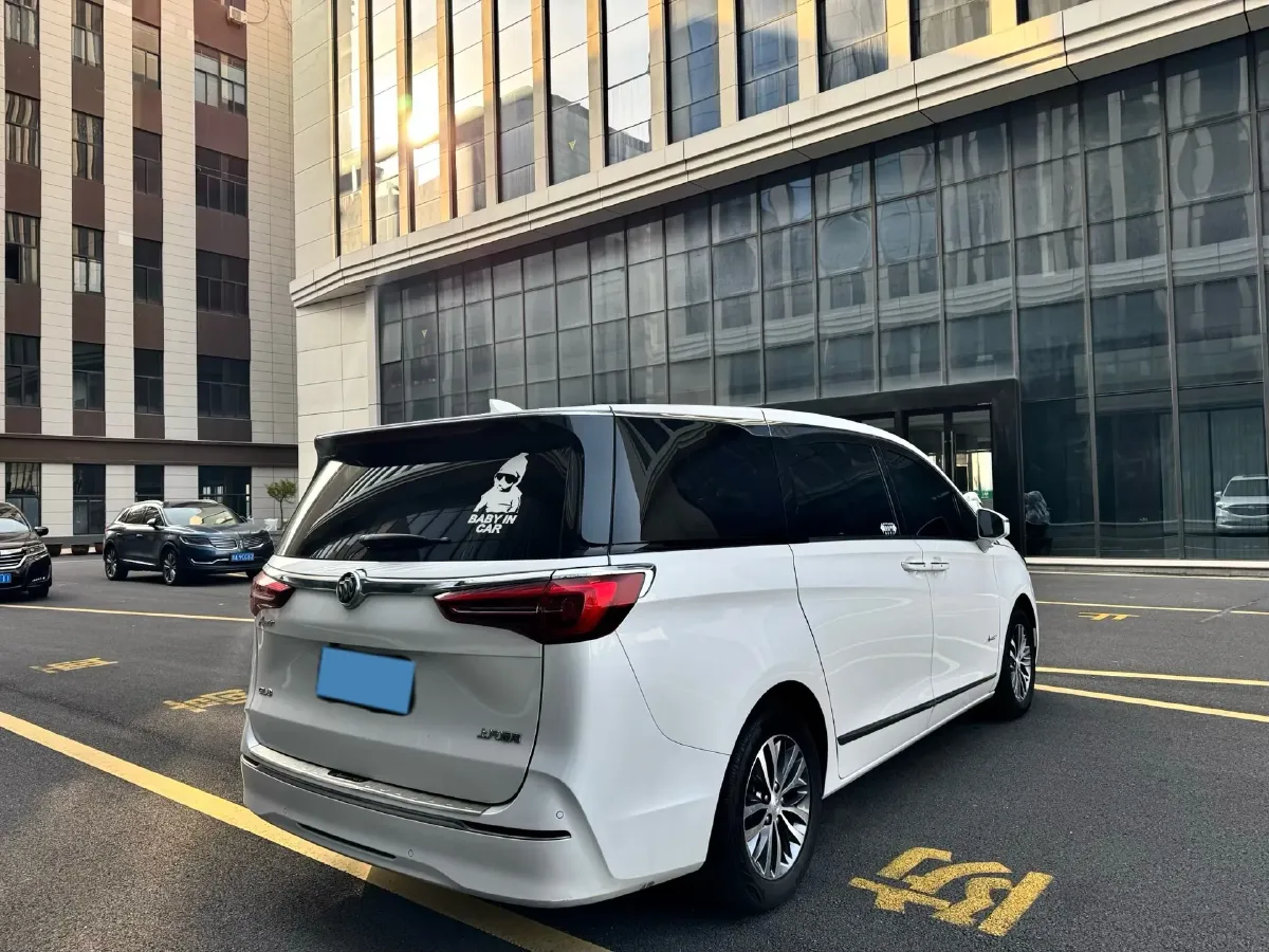 2020 Buick GL8 2.0T 237HP L4 9AT,autocango,china used car exporter,china ev exporter,chinese used car exporter,chinese used ev exporter