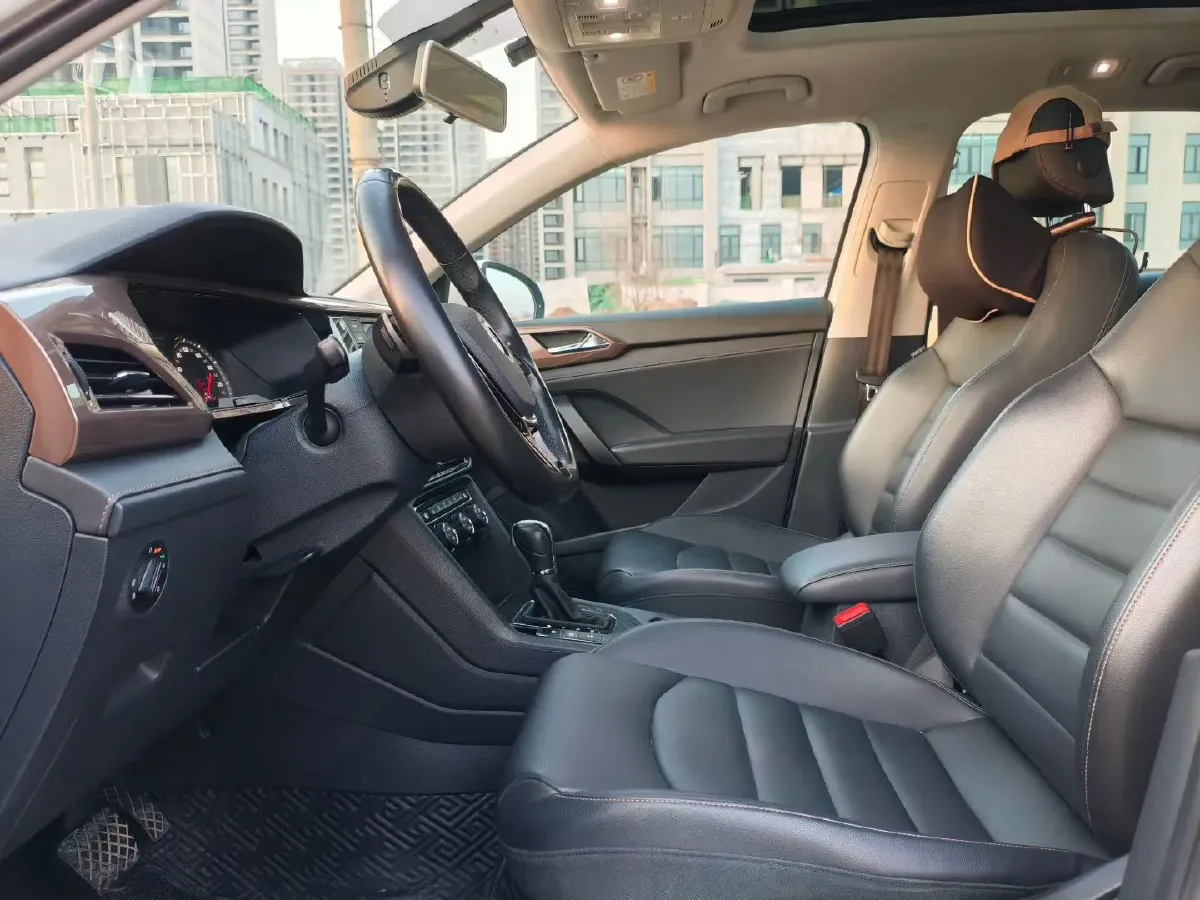 2019 Honda CR-V 1.5T 193HP L4 CVT,autocango,china used car exporter,china ev exporter,chinese used car exporter,chinese used ev exporter