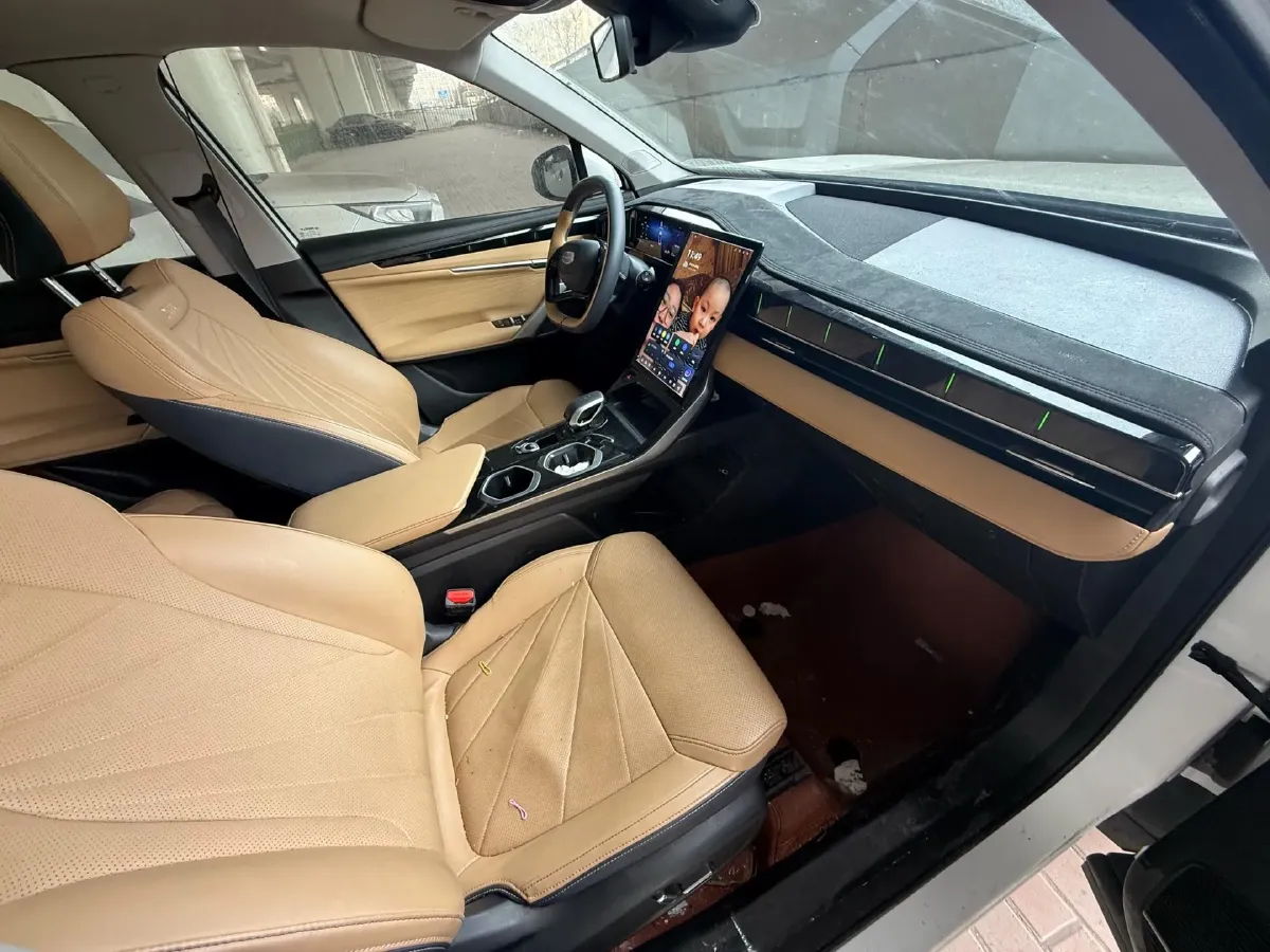 2023 Geely StarRay 1.5T 181HP L4 7DCT,autocango,china used car exporter,china ev exporter,chinese used car exporter,chinese used ev exporter